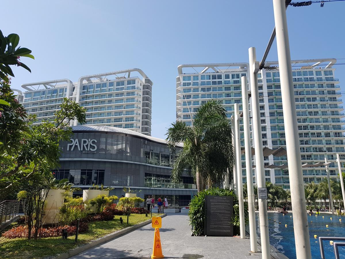 Maui Condotel Azure Residence Manila Exterior photo